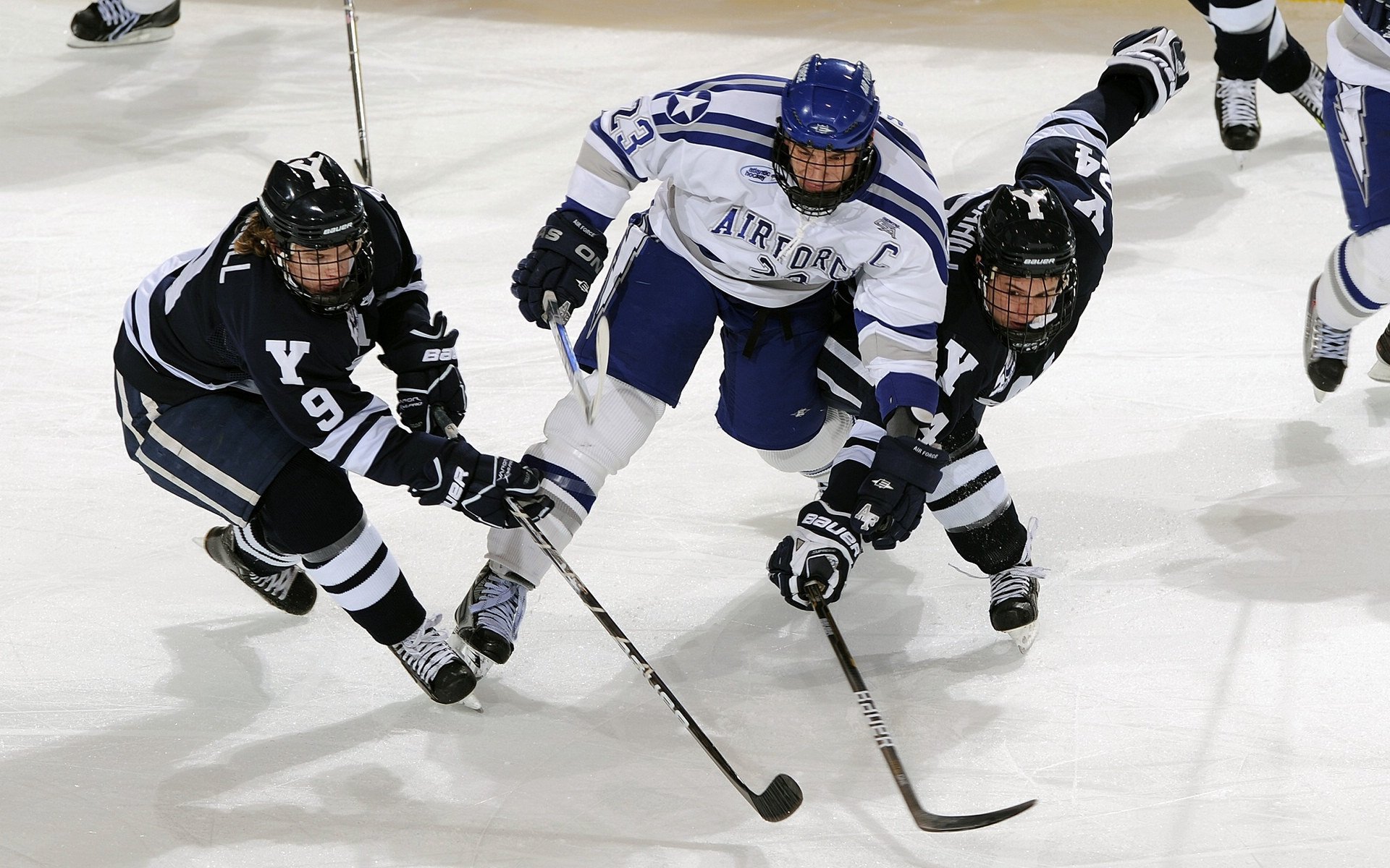 德利赫特:我们配得上更多,热刺的第一个进球有点走运,德赫亚 热刺